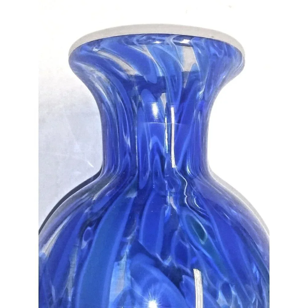 Art Glass vase Splatter Mottled/Thumb print blue White Murano style 9